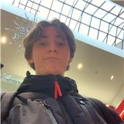 Je suis un étudiant en étude supérieure qui propose son aide pour les cours en Cinéma et Audiovisuel